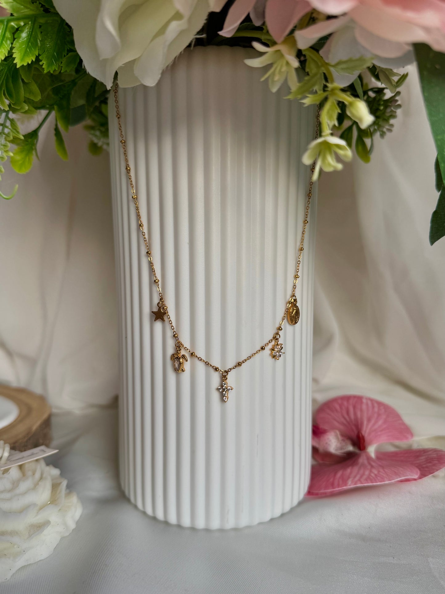 Collier Laurina