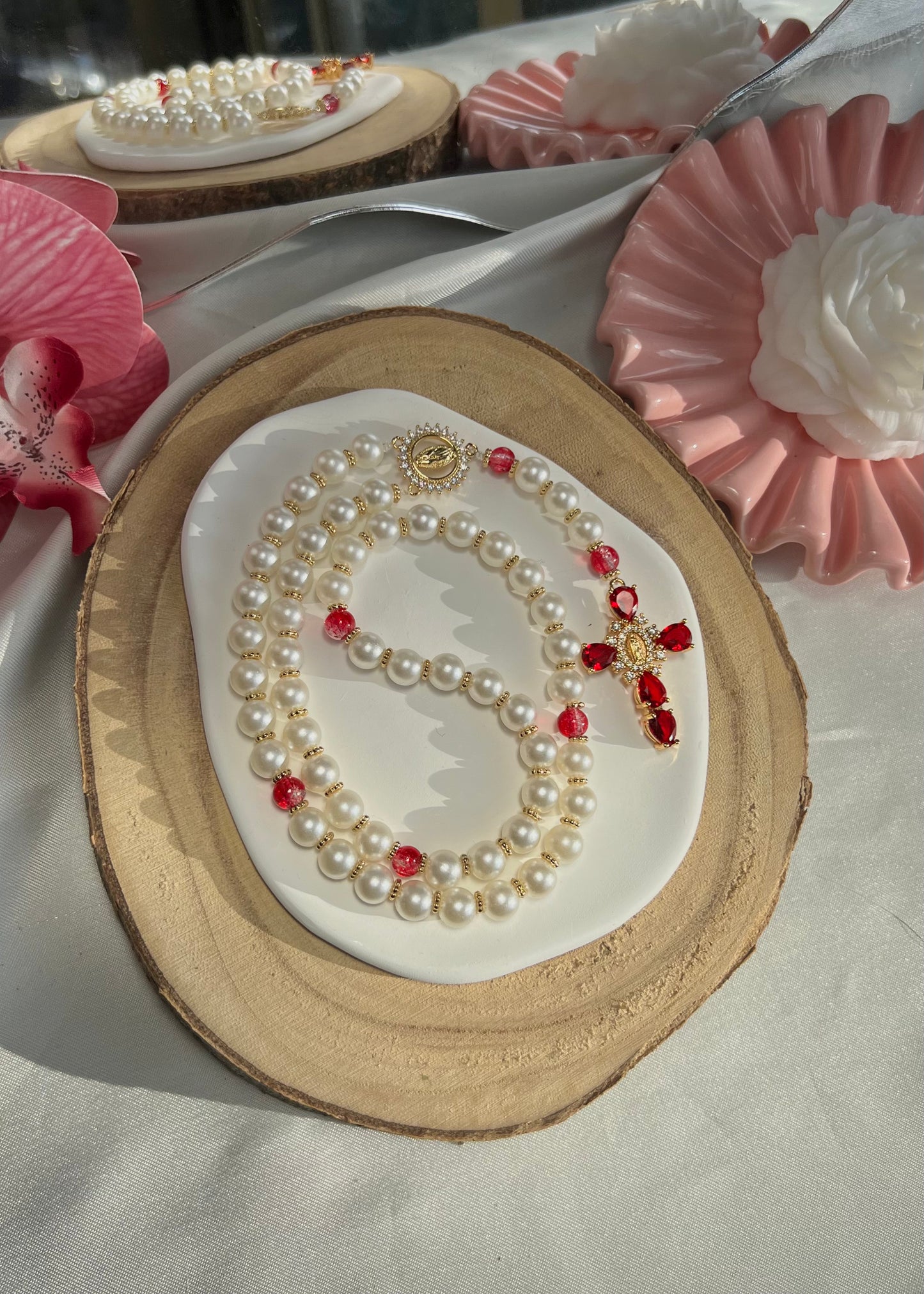 Chapelet rouge et blanc