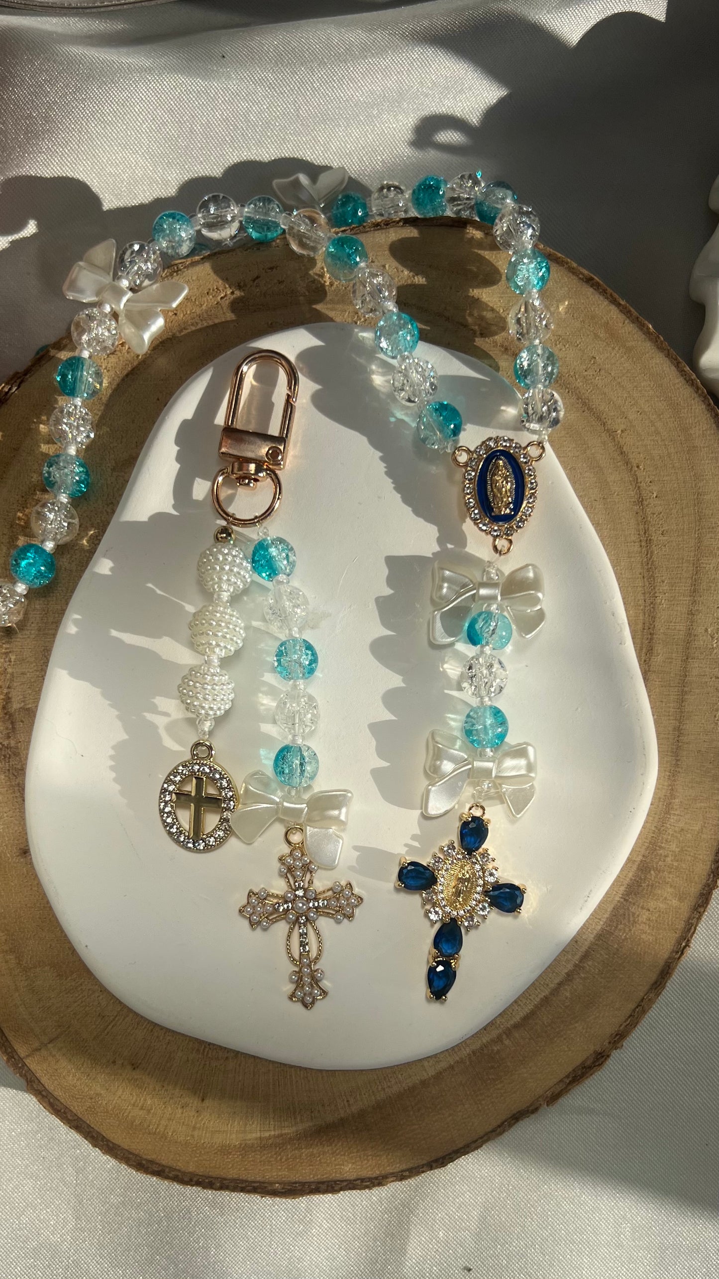 Chapelet bleu turquoise a noeud