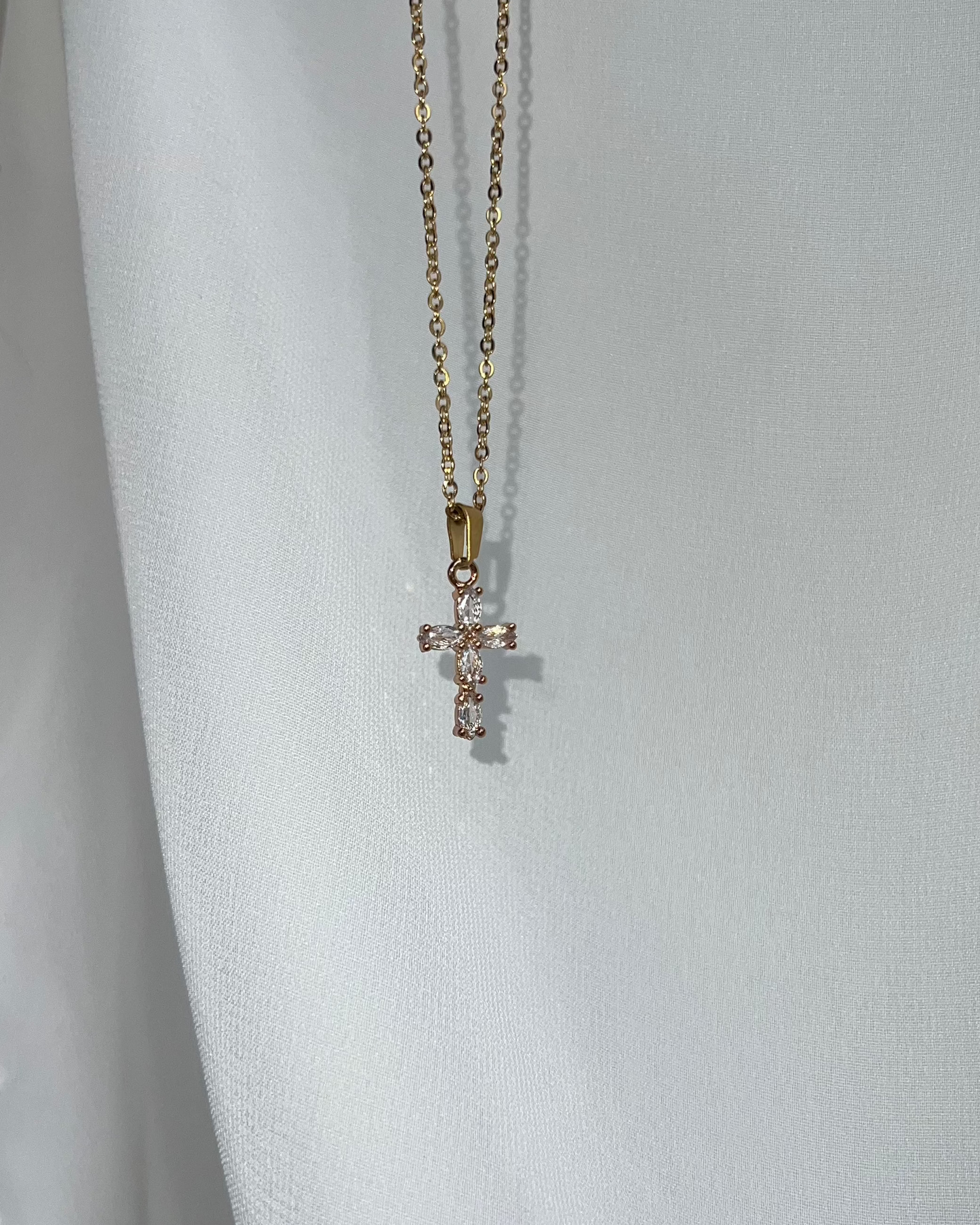 Collier Sarah
