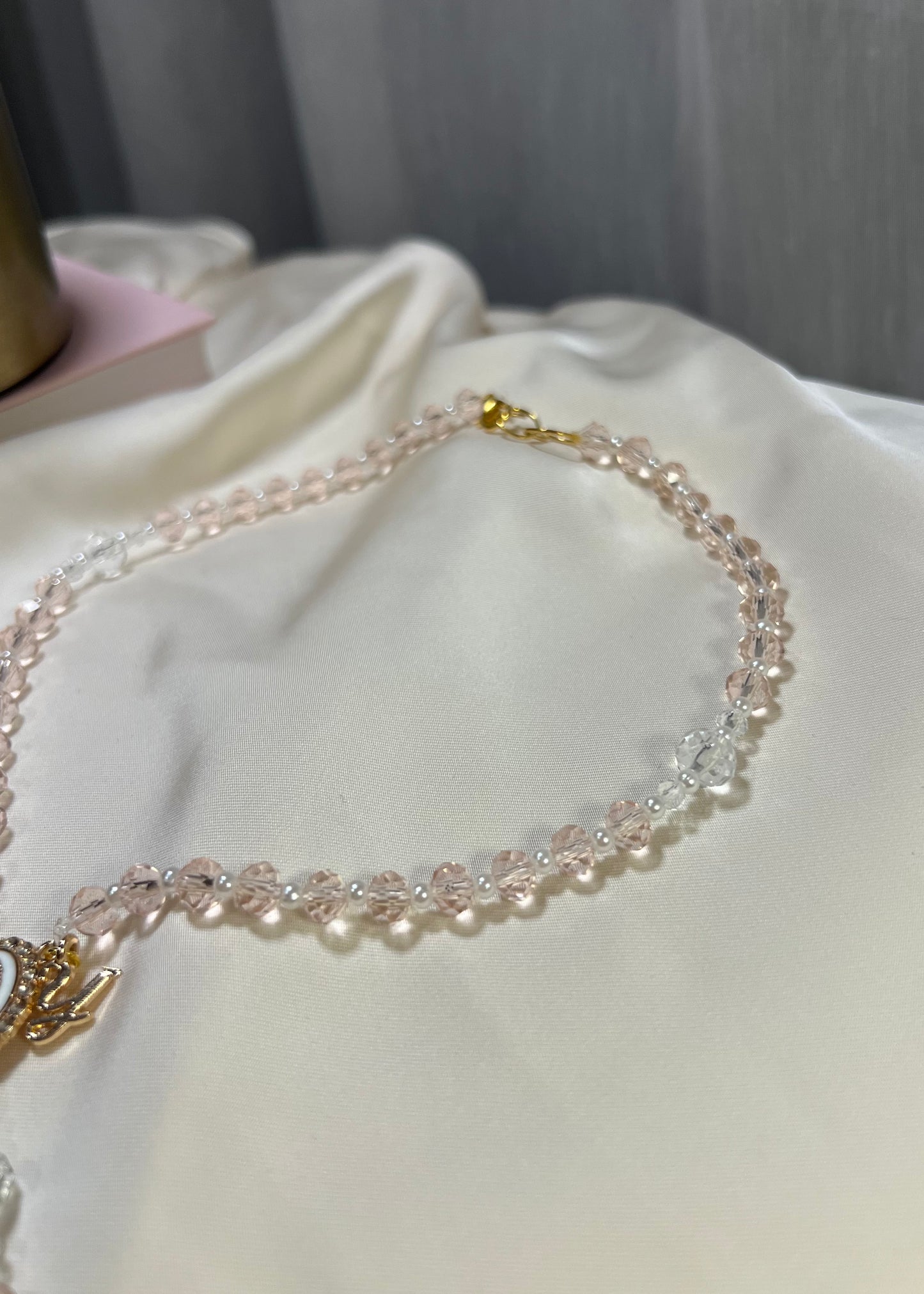 Chapelet de rétroviseur en cristal rose