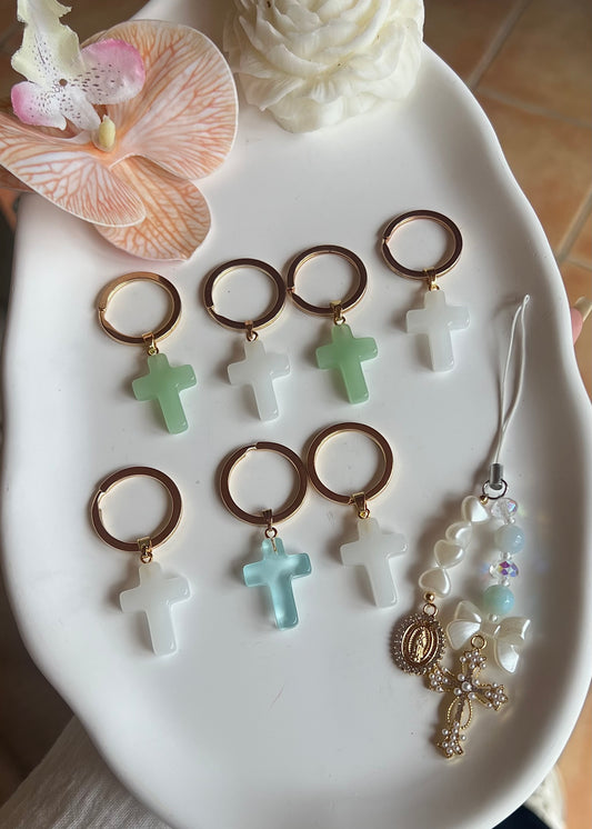 Lot de 7 porte clés et un bijoux de téléphone en pierre d’agate