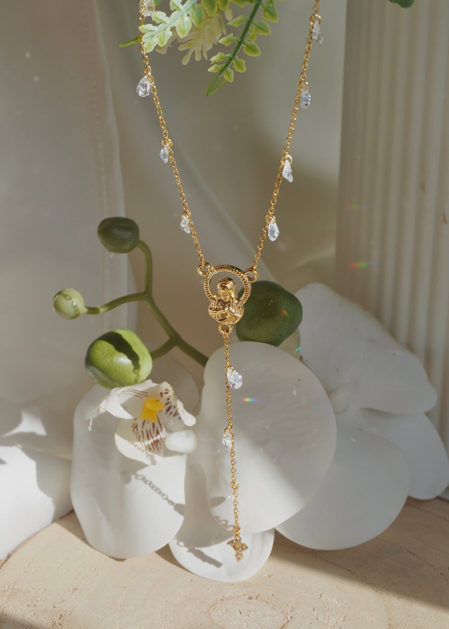 Collier Sarah