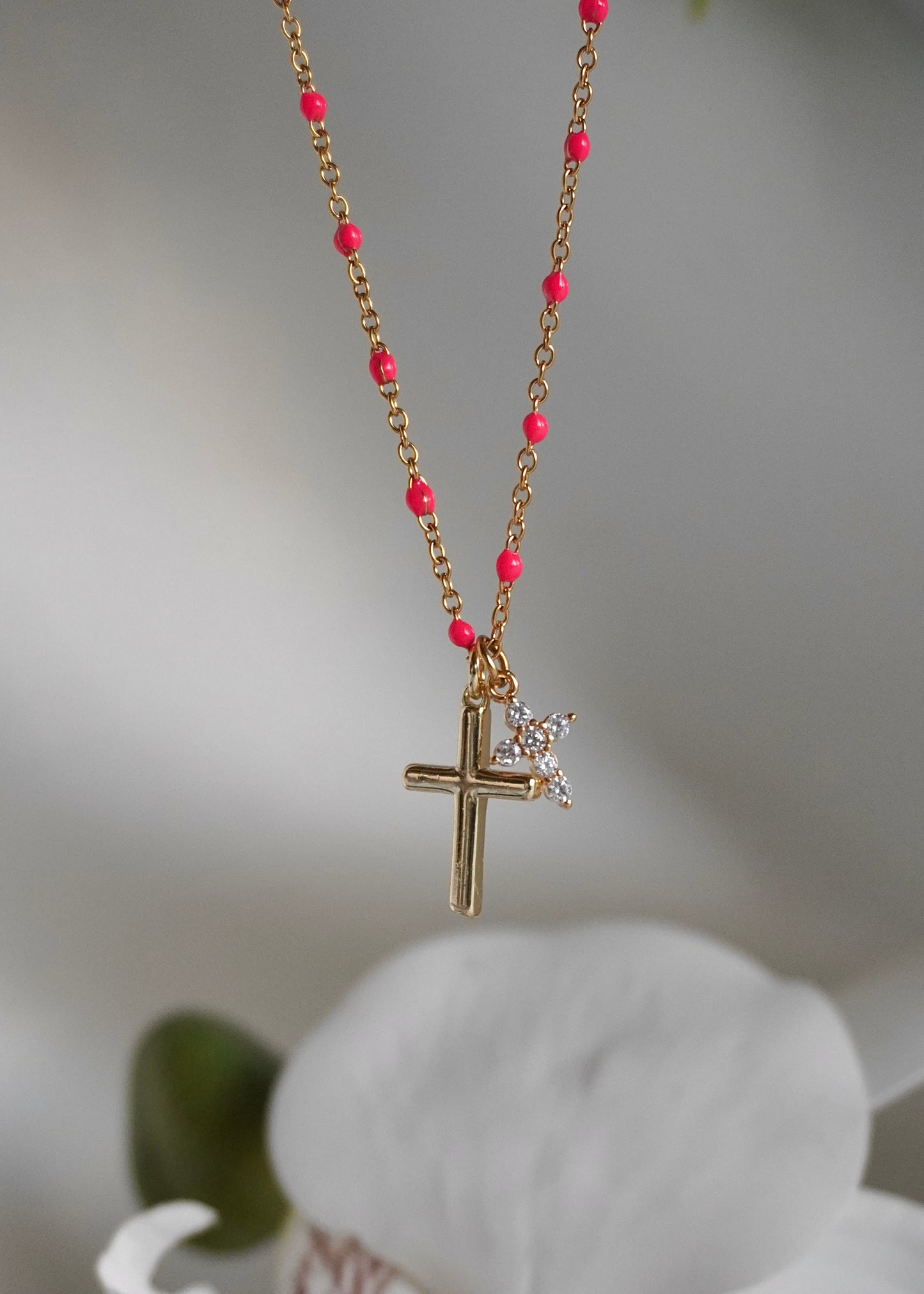 Collier double croix (Couleur de la chaîne au choix !)
