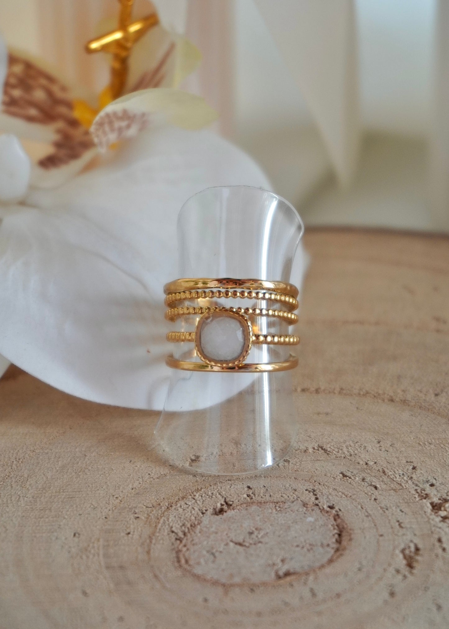 Bague Sophia (en pierre de lune)