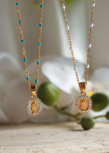 Collier à confectionner (choix de la chaîne et de la couleur de la médaille !)