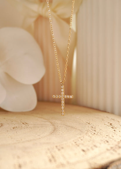 Collier Emie sur chaîne en acier inoxydable (12 choix disponible)