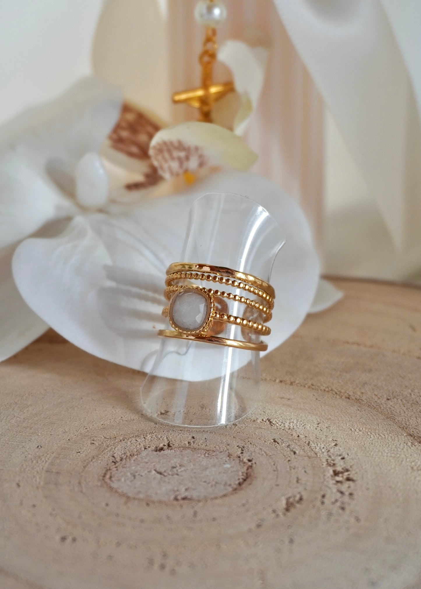 Bague Sophia (en pierre de lune)