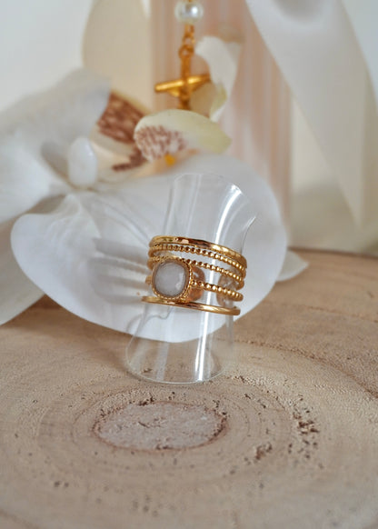 Bague Sophia (en pierre de lune)