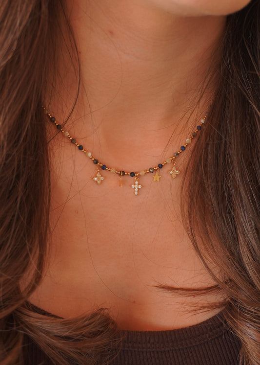 Collier 8
