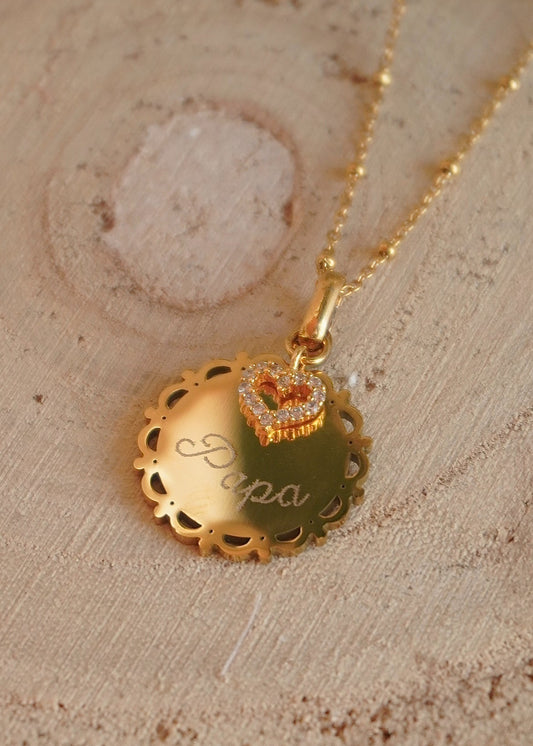 Médaille dentelle avec coeur