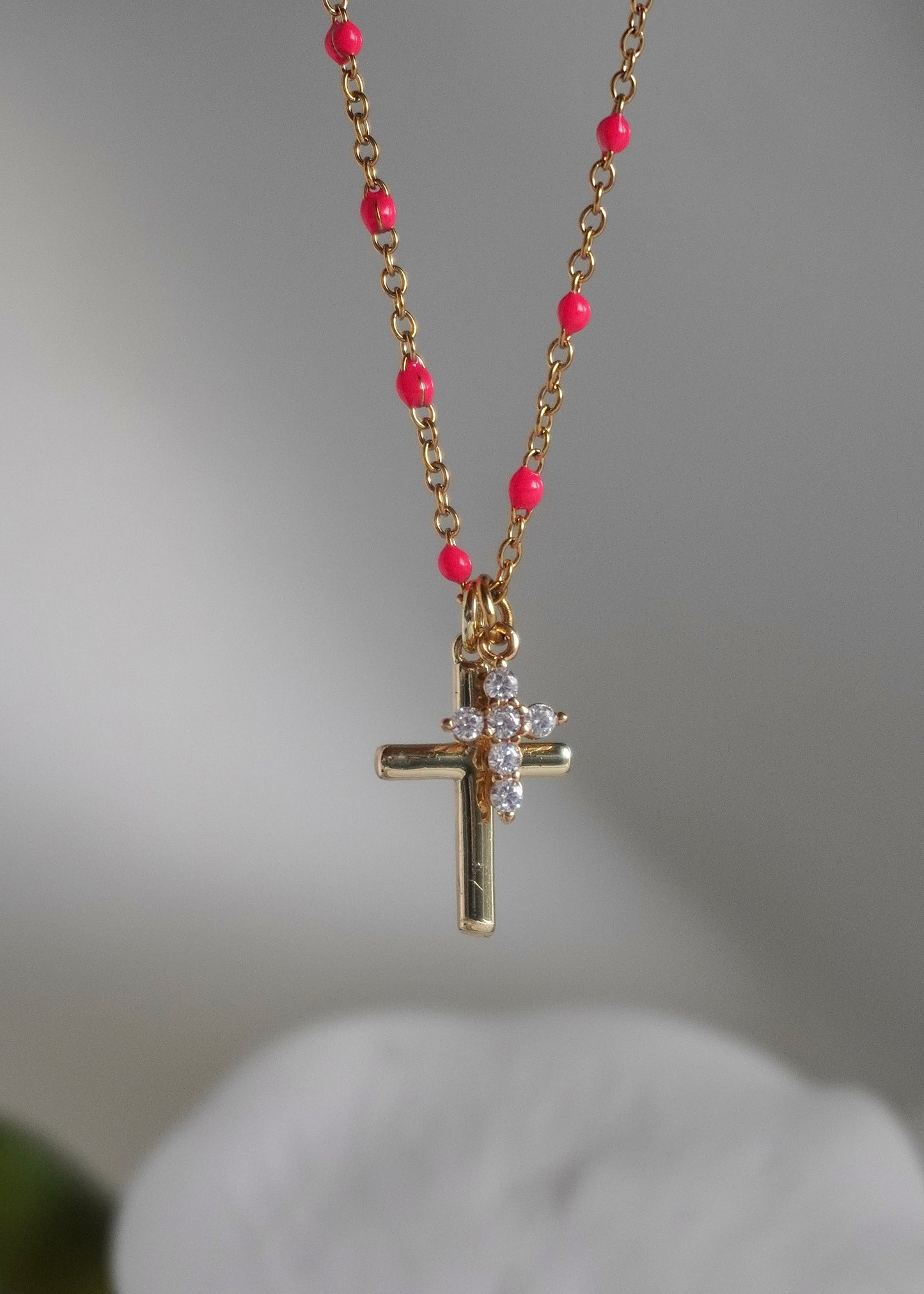 Collier double croix (Couleur de la chaîne au choix !)