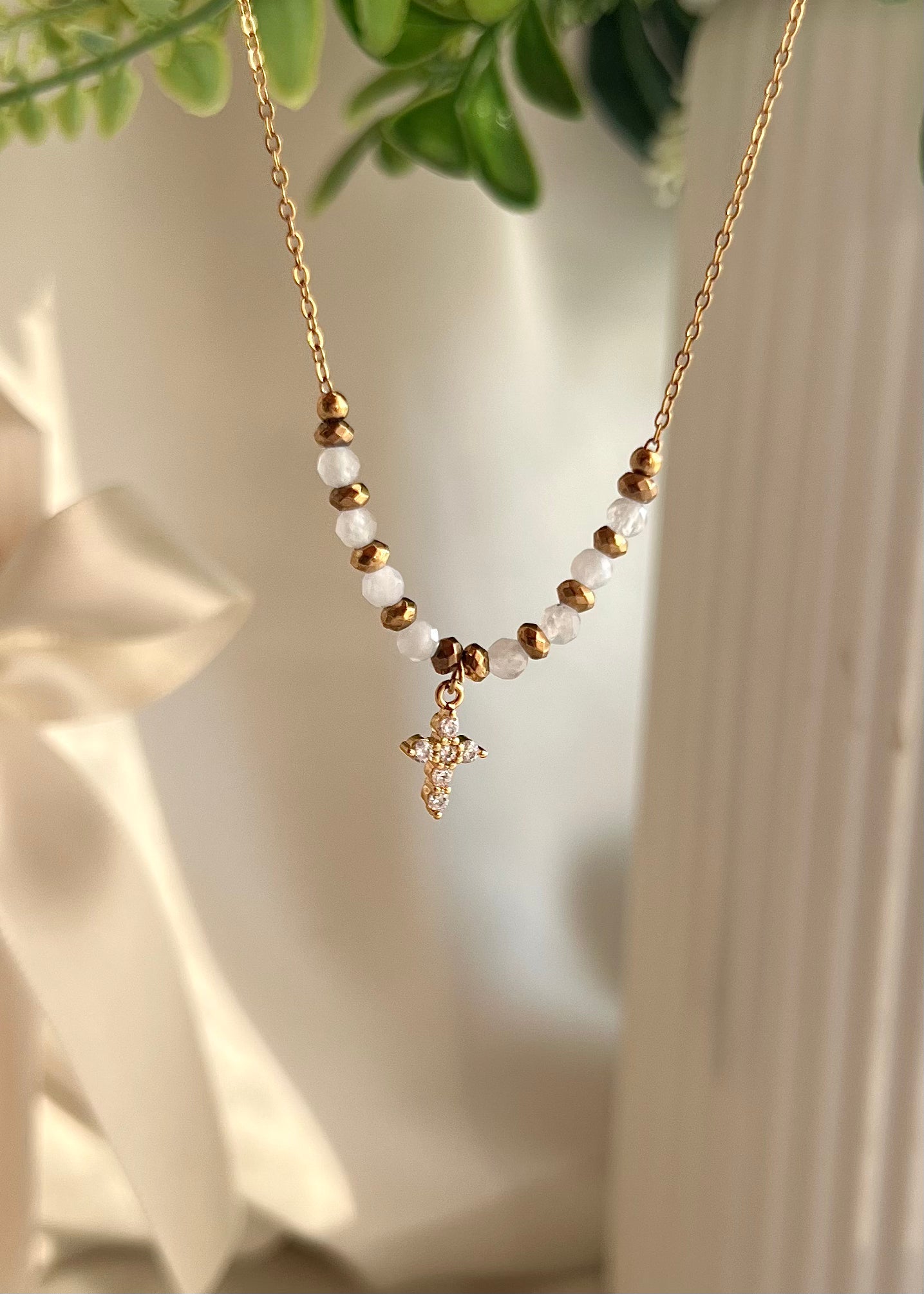 Collier 12