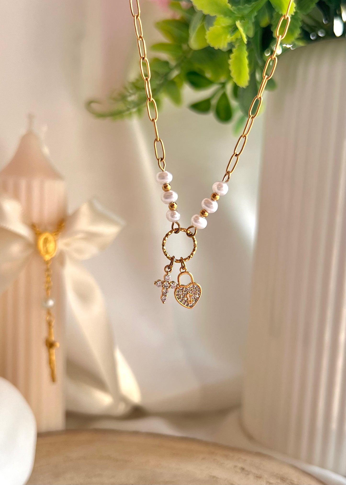 Collier 3